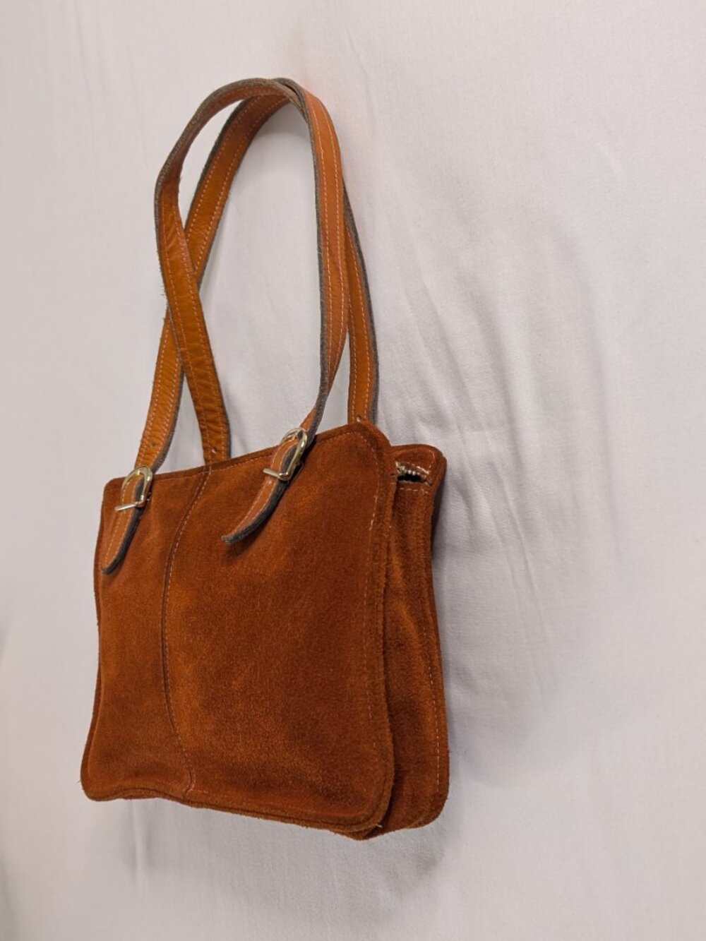 VTG Stone Mountain Tan Suede Leather Front Pocket Shoulder Bag With Buckles - Picture 3 of 7
